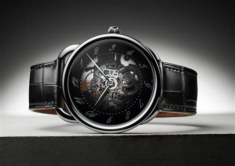 A Skeleton Behind the Smoke: Hermès Arceau Squelette